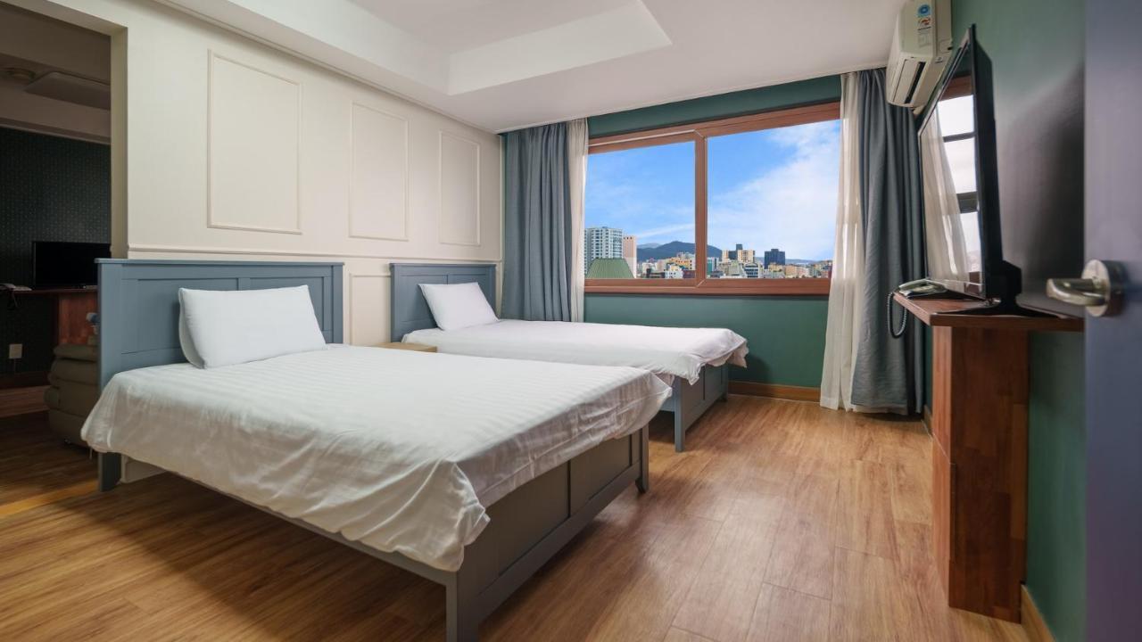 Hiker Hotel Jeju Eksteriør billede