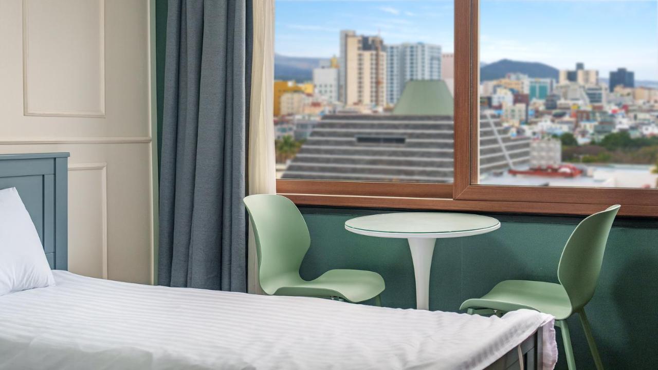 Hiker Hotel Jeju Eksteriør billede