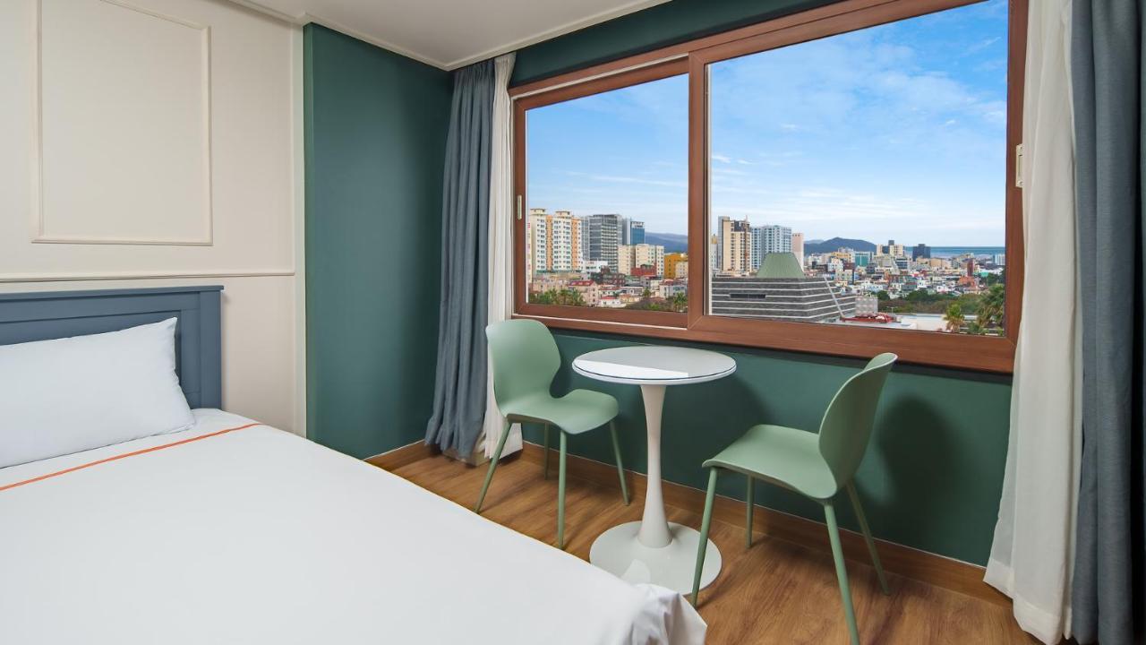 Hiker Hotel Jeju Eksteriør billede